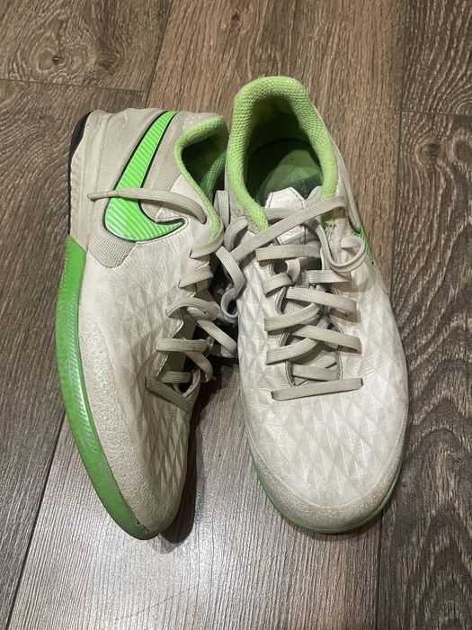 футзлаки Nike Tiempo