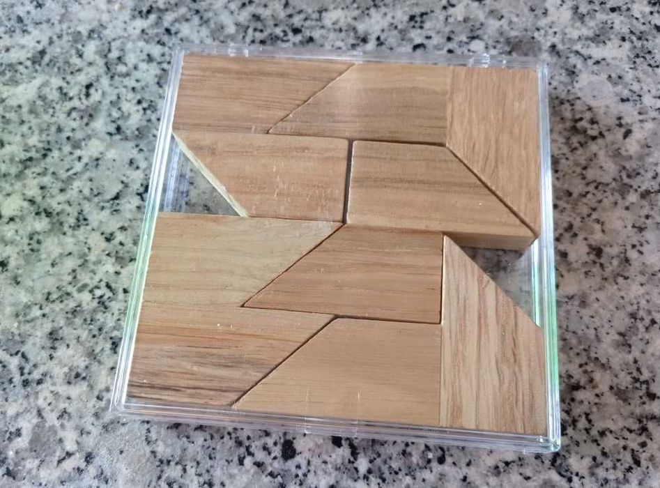 Puzzle - 5 em Simetria (Quebra-cabeças)