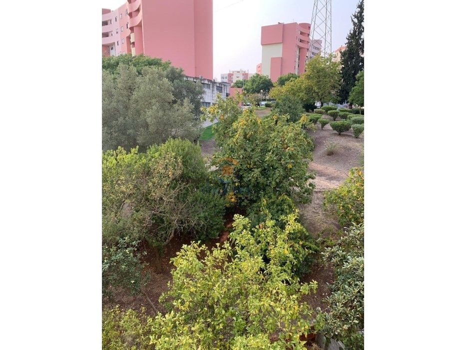 Arrendamento | Apartamento T2 remodelado em Odivelas