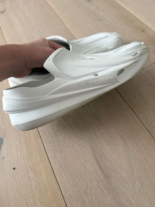 Тапки бренд-alyx