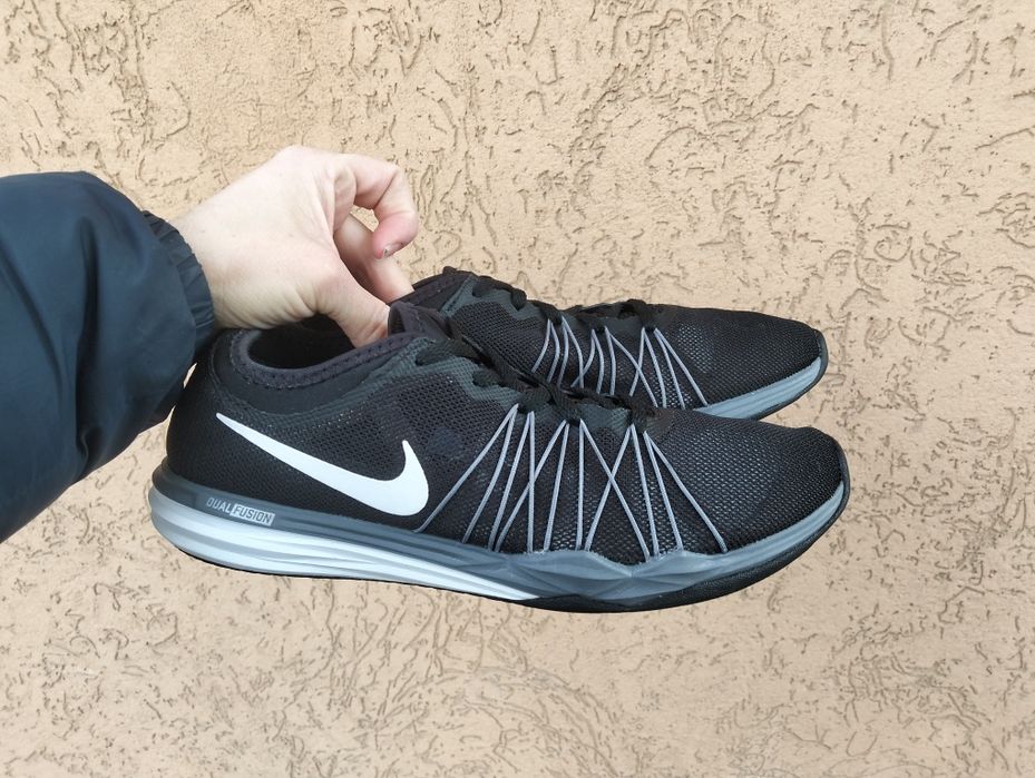 NIKE Кросівки оригінал