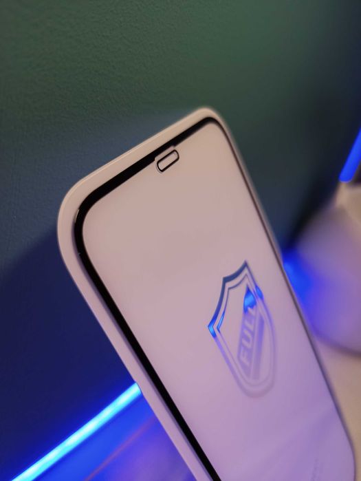 Захисне скло iPhone 16  Скло iPhone 17  Преміум, олеофобне, доставка