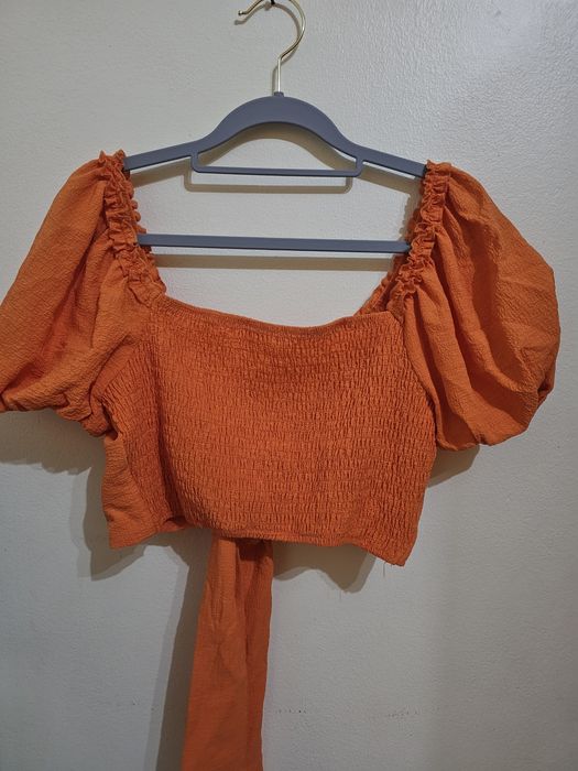 2 Tops/ Branco e Laranja