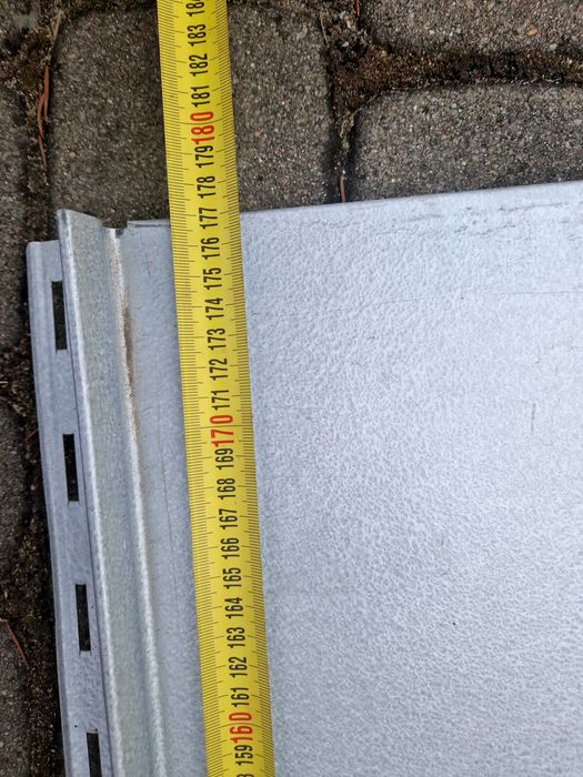 Blacha na dach ścianę