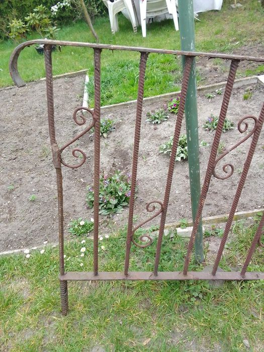 Poręcz metalowa  do schodów