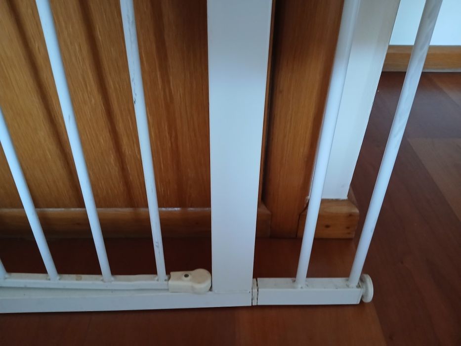 Barreira de segurança para escadas