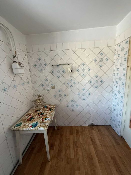 Продаю уютную и очень теплую 2х комнатную квартиру г Мерефа р-н дрп