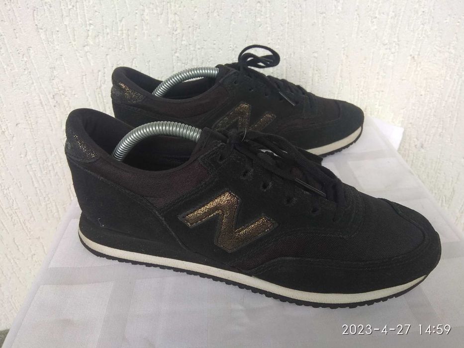 Брендовие замшевие кроссовки New Balance р.37.5
