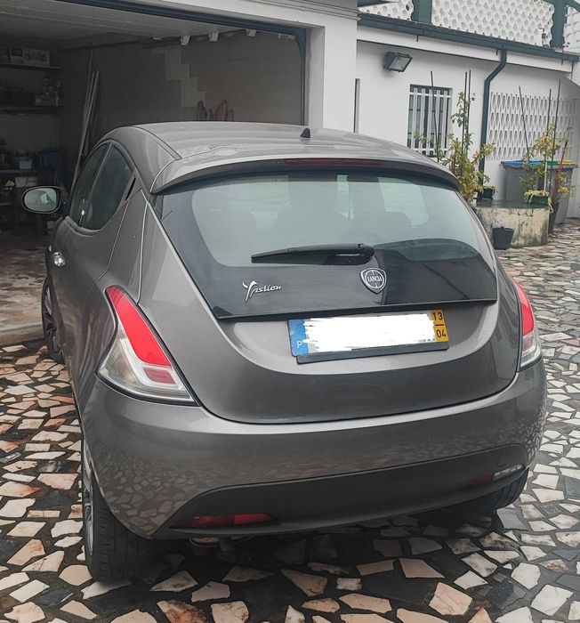 Lancia ypslon 1.2 gasolina