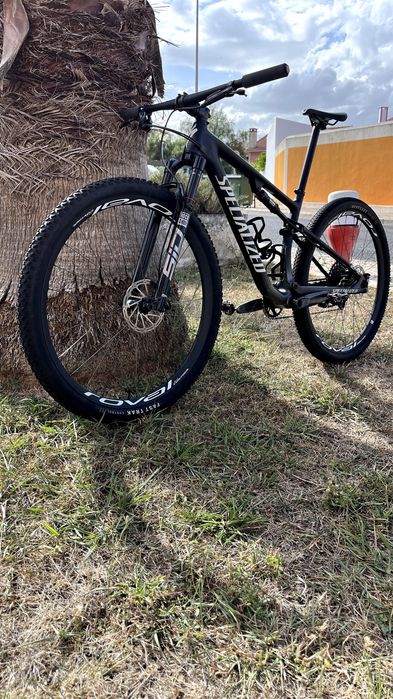 Specialized Epic Expert + RockShox SID SL Ultimate Brain (suspensão nova com garantia)