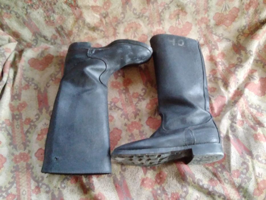 Продам военные сапоги ссср кирзовые,кожаные