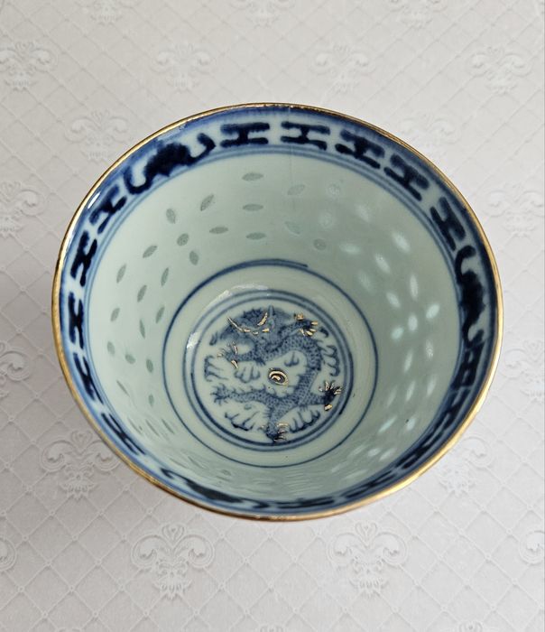 Taça de porcelana chinesa