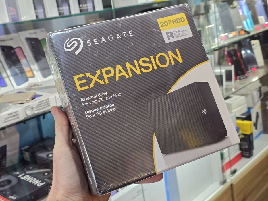 Зовнішній жорсткий диск 3.5" 20TB Expansion Desktop Seagate (STKP20000