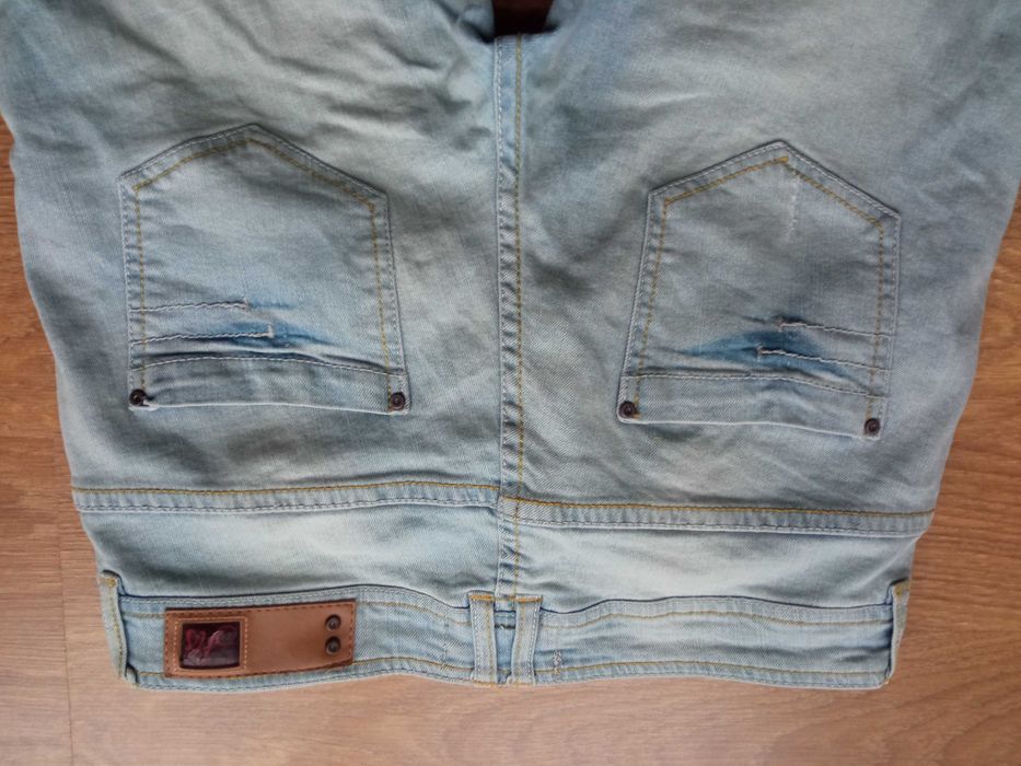 Spodnie damskie jeansowe jeansy W29L32 S