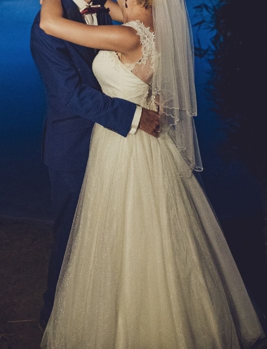 Ecru Suknia ślubna 36 38 Elizabeth e-3662 bez trenu + halka koło