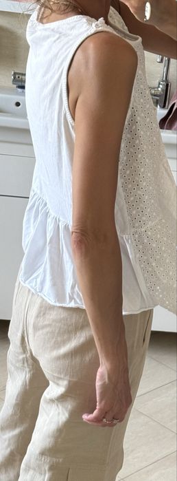 Włoska koszulka bluzka ażurowa z falbaną na ramiączkach boho