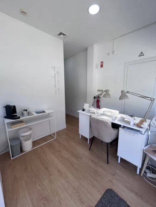 Espaço cowork/aluguer para estetica, saude, tatuagens e body piercer