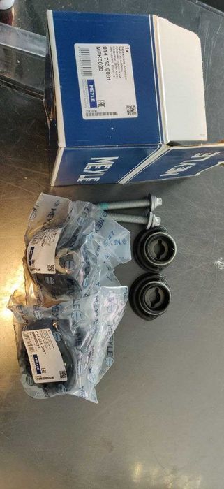 Сайлентблок задней балки спереди Mercedes E-class (W211/S211) 02-09