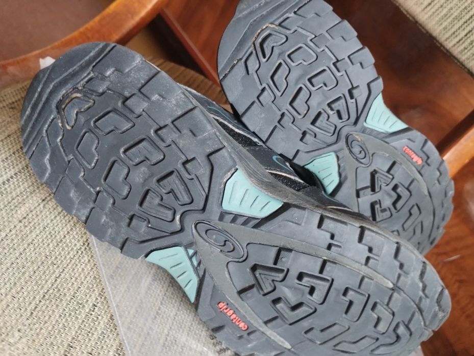 Кросівки Salomon 37