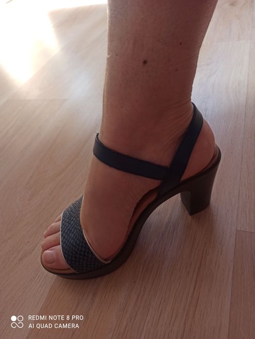 Sandały ze skóry naturalnej