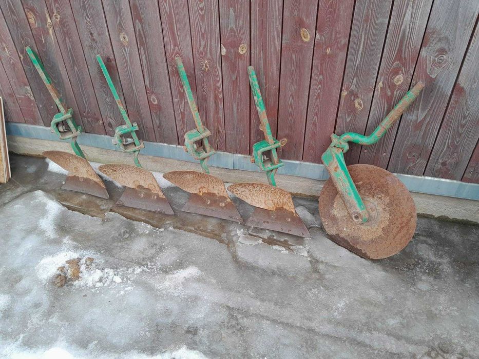 Sprzedam przedpłóżki Kverneland