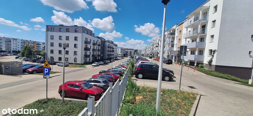 Nowe Miasto, dwupokojowe mieszkanie z tarasem