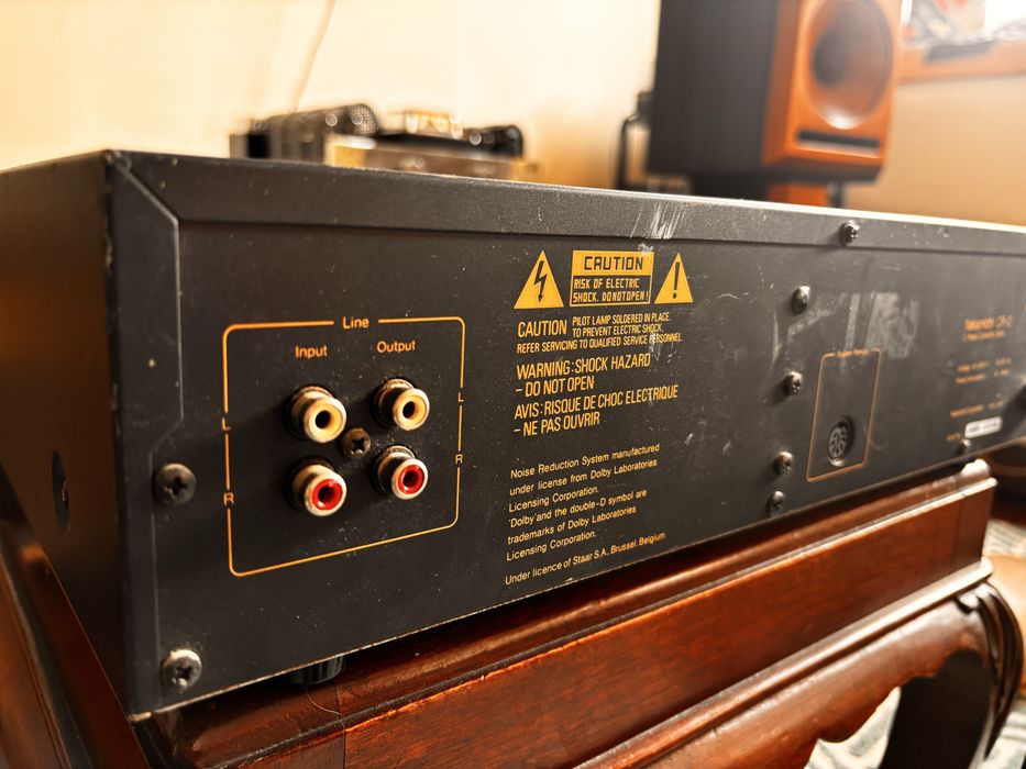 Leitor Nakamichi CR-2