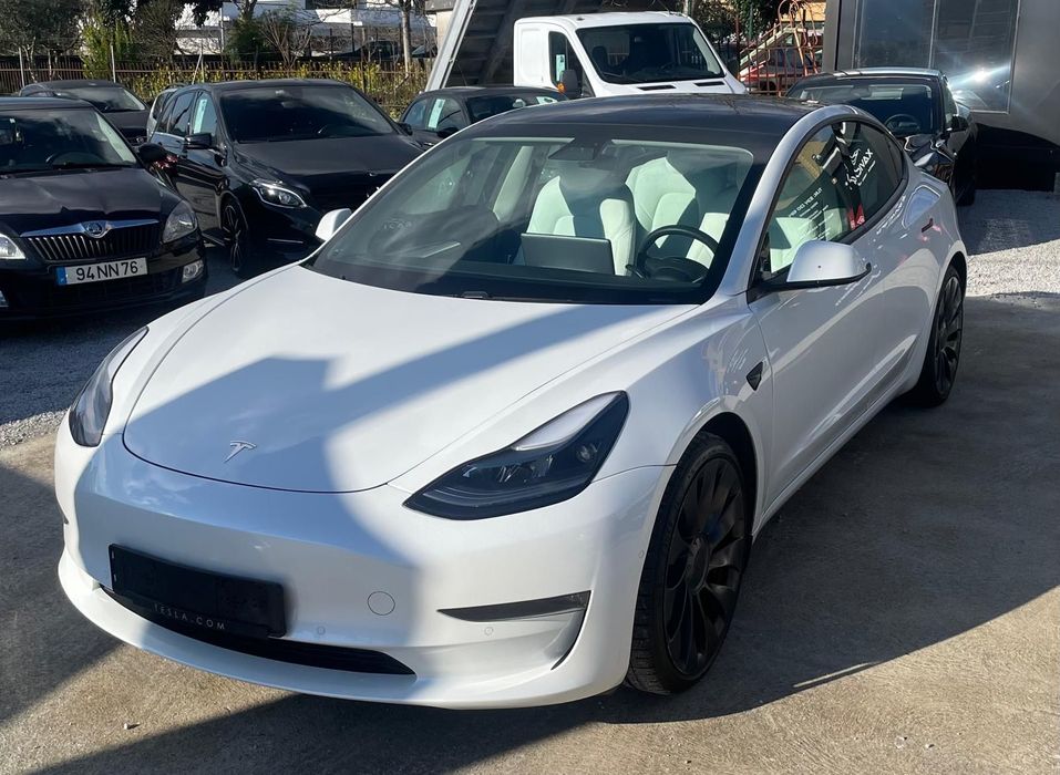 Tesla Model 3 Long Range AWD Dual Motor Performance