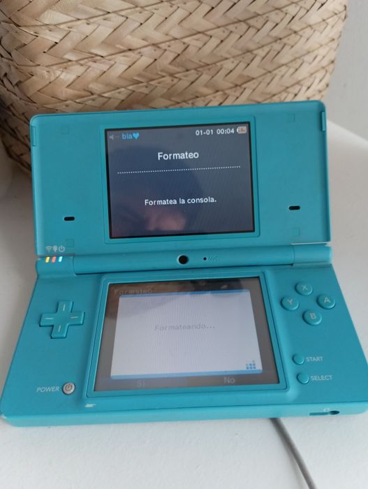 Nintendo DS tenho 2 vendo separado o em conjunto