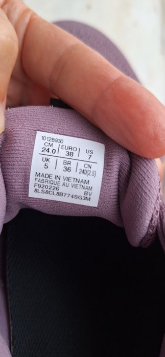 Ténis corrida ASICS como novos 38