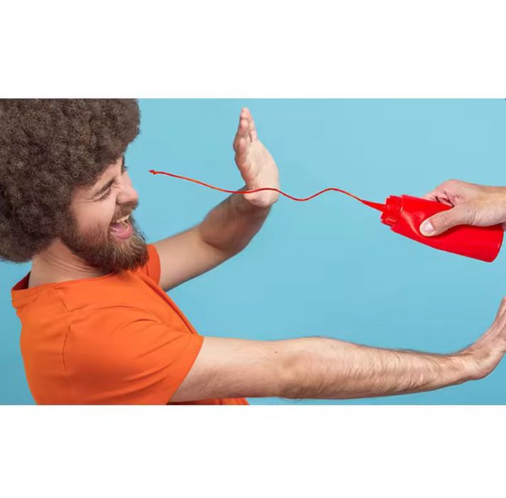 Кетчуп пранк бутилка ігрушка