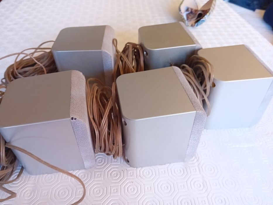 Colunas de som Lg