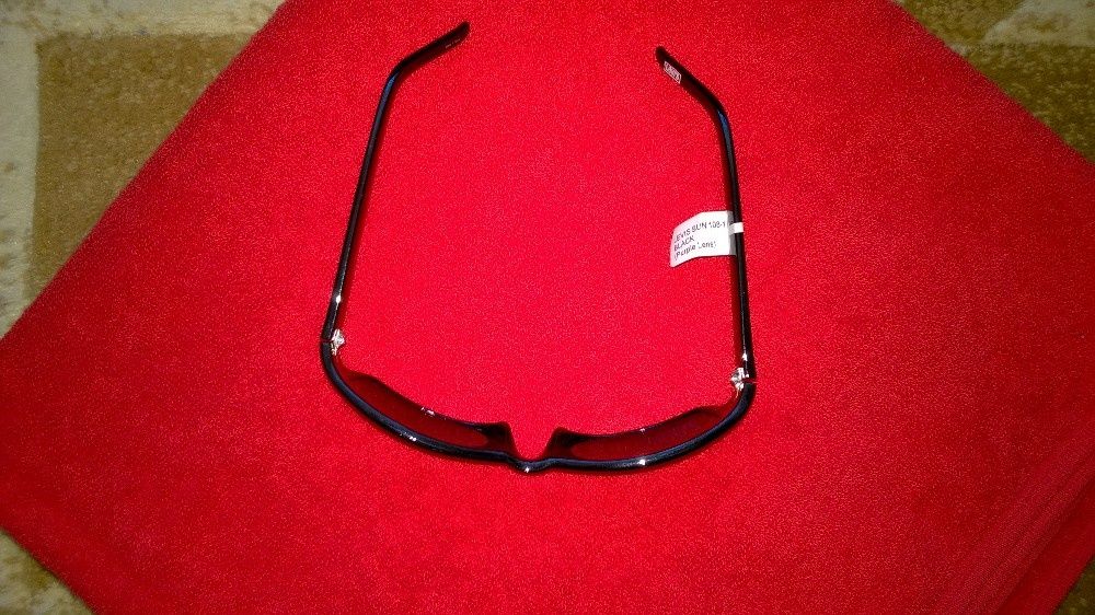 używane okulary przeciwsłoneczne Levis Levi Strauss