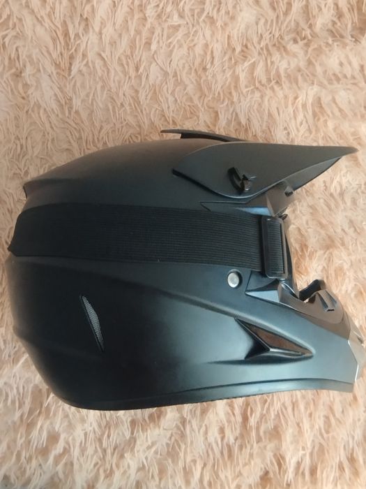 Продам шлем для скутера или Питбайка