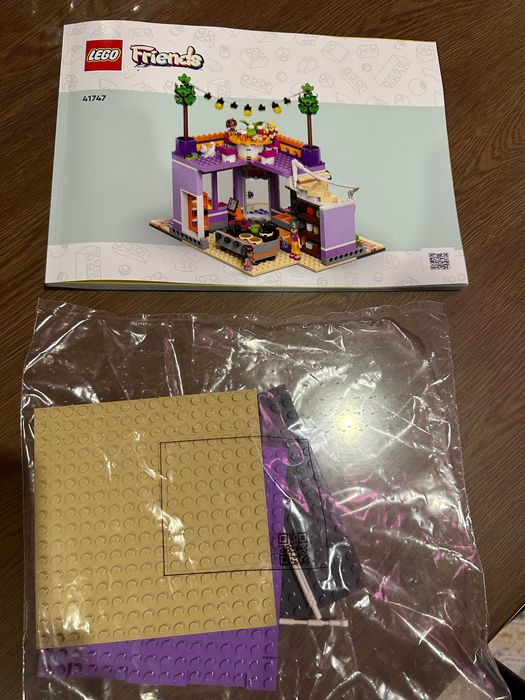 Конструктор LEGO® Friends Хартлейк-Сити. Общественная кухня (41747)