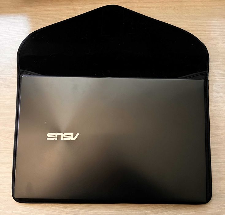 ASUS ZenBook 14 UM425UA / Ryzen 7 / 16 GB RAM / 512 GB SSD