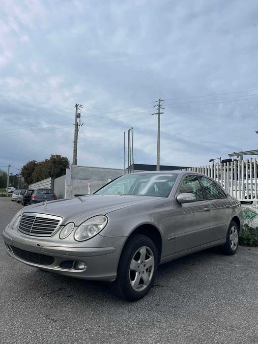 Mercedes-Benz E200 Viatura para peças