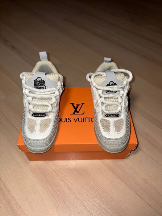 Кросівки LV skate В НАЯВНОСТІ