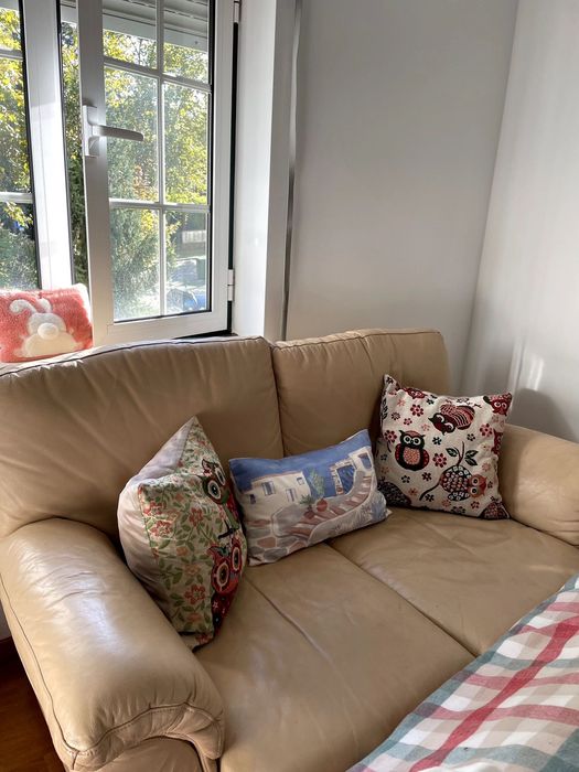 sofá em pele verdadeira