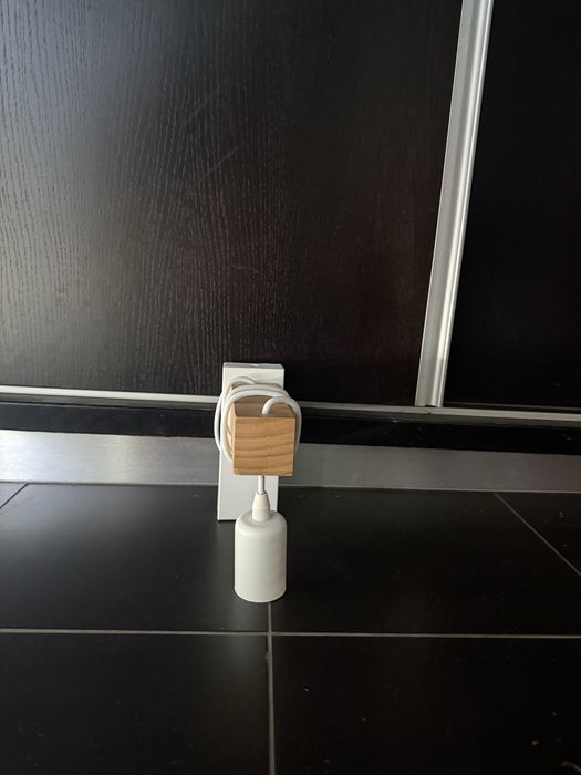 Candeeiro de parede suspenso