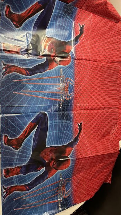 2 toalhas de festa Spider-Man — 2,30x1,25m cada, bom estado