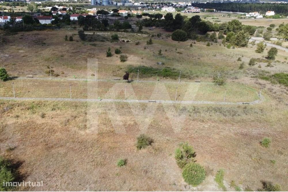 Terreno Urbano 645m2 — Biscaínho, Santarém