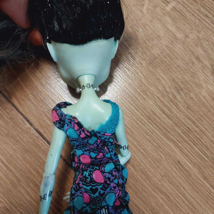 Лялька Далія з Розаса, LOL OMG Trendsetter, Monster High Bratz