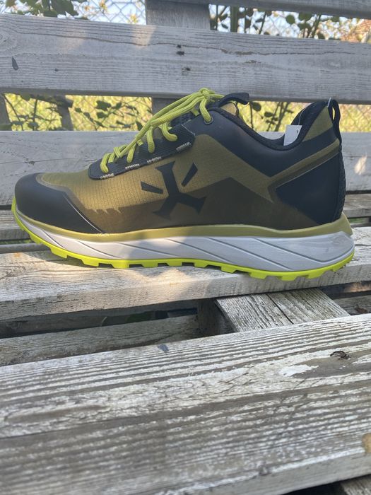 Трекінгові кроси