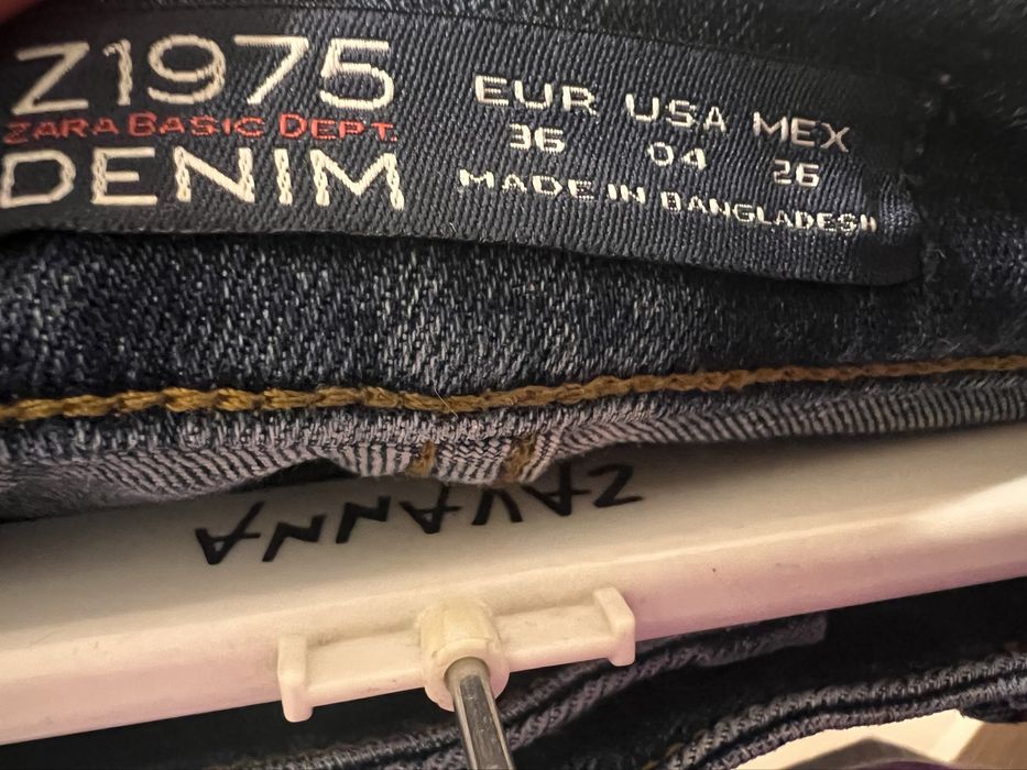Jeansy Zara 36 slim fit niski stan granatowe