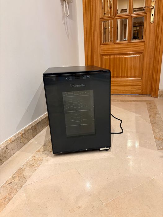 Cave de Vinhos La Sommelière