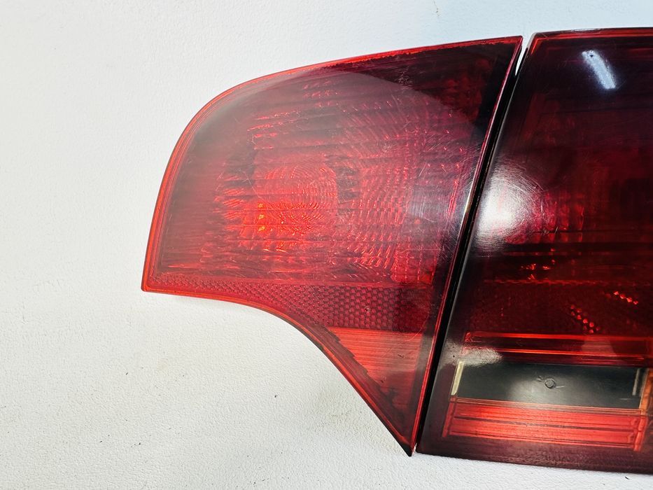 Audi A4 B7 Sedan lampa prawy tył w błotnik klapę tylna prawa
