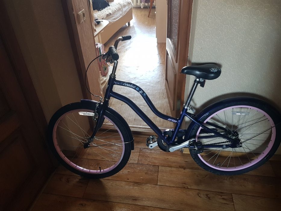 Продам велосипед для девочки. 24 колеса