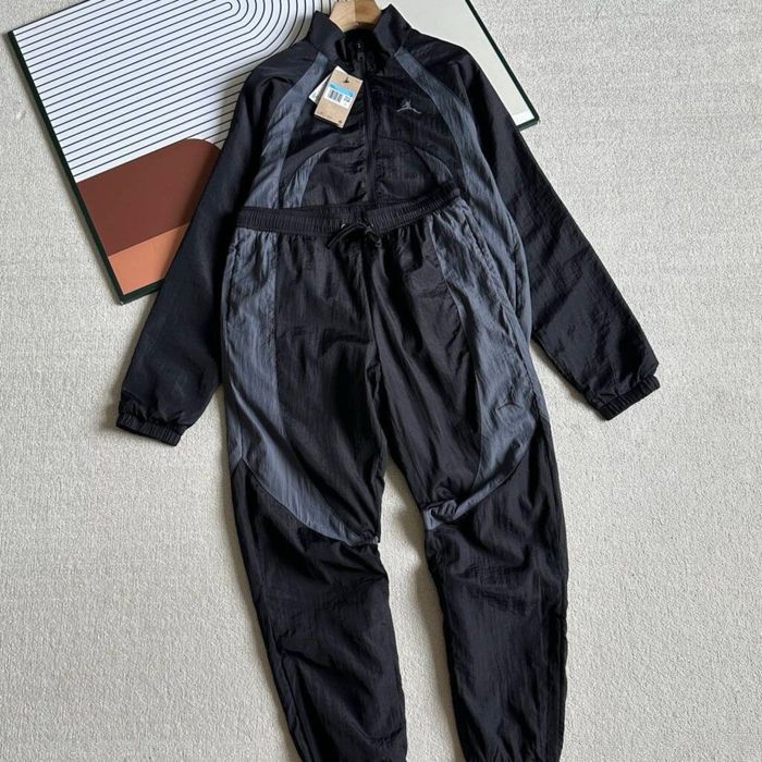Спортивний нейлоновий костюм Jordan Tracksuit | Nike | Adidas | Puma | Under Armour | Reebok