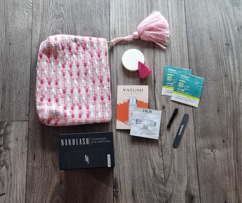 Kosmetyczka, platki Nanolash + akcesoria